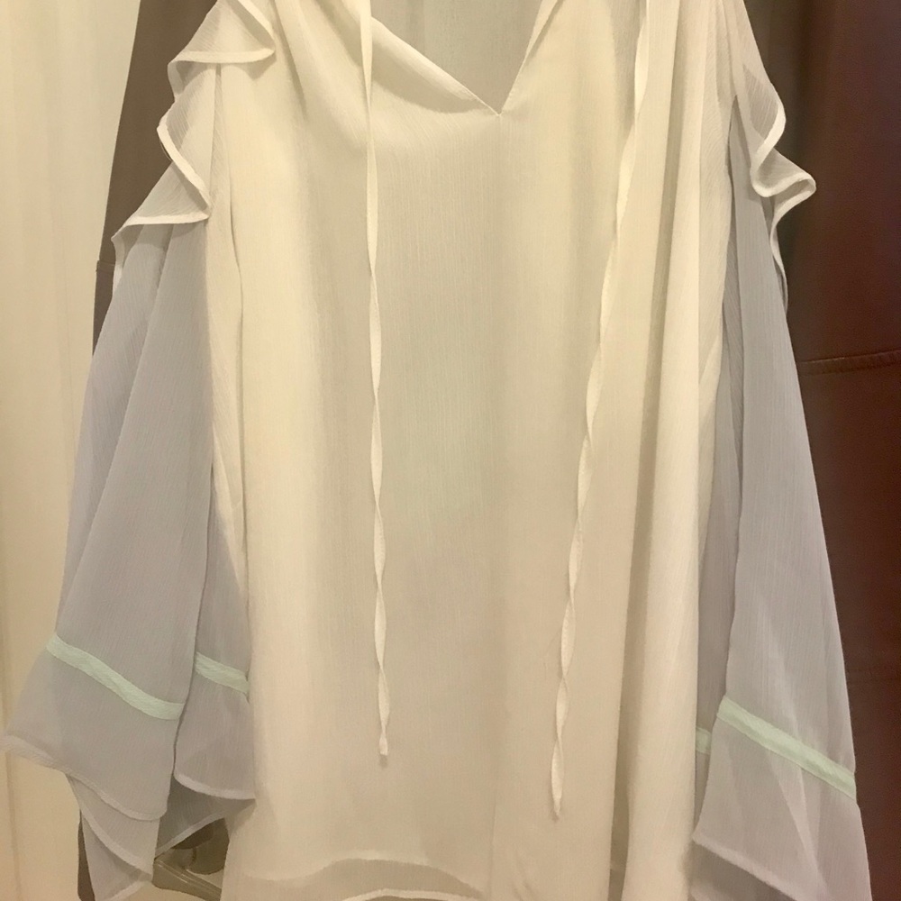 Lauren Conrad Blouse NWOT